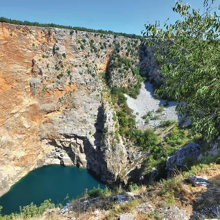 度假居 Three-bedroom In Vinjani Gornji *